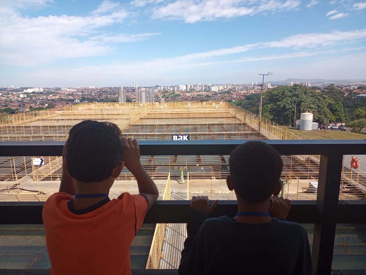 BRK leva conhecimento sobre saneamento básico para alunos de Limeira 